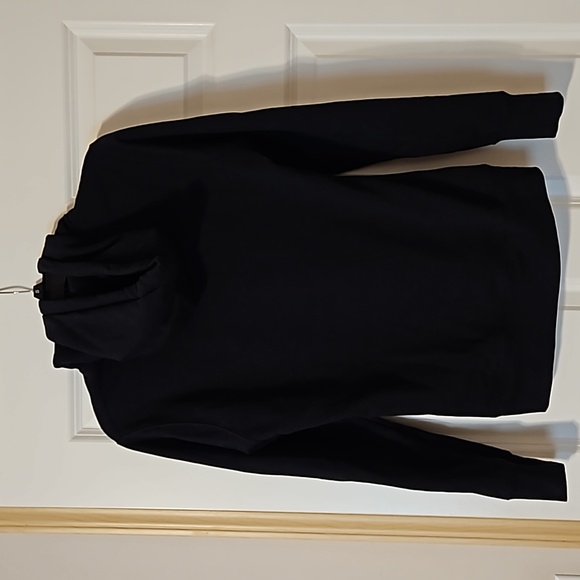 Tori Belle Cosmetics Lash Love Hoodie size small - Picture 4 of 5